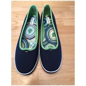 GRASSHOPPERS SLIP ON SNEAKER